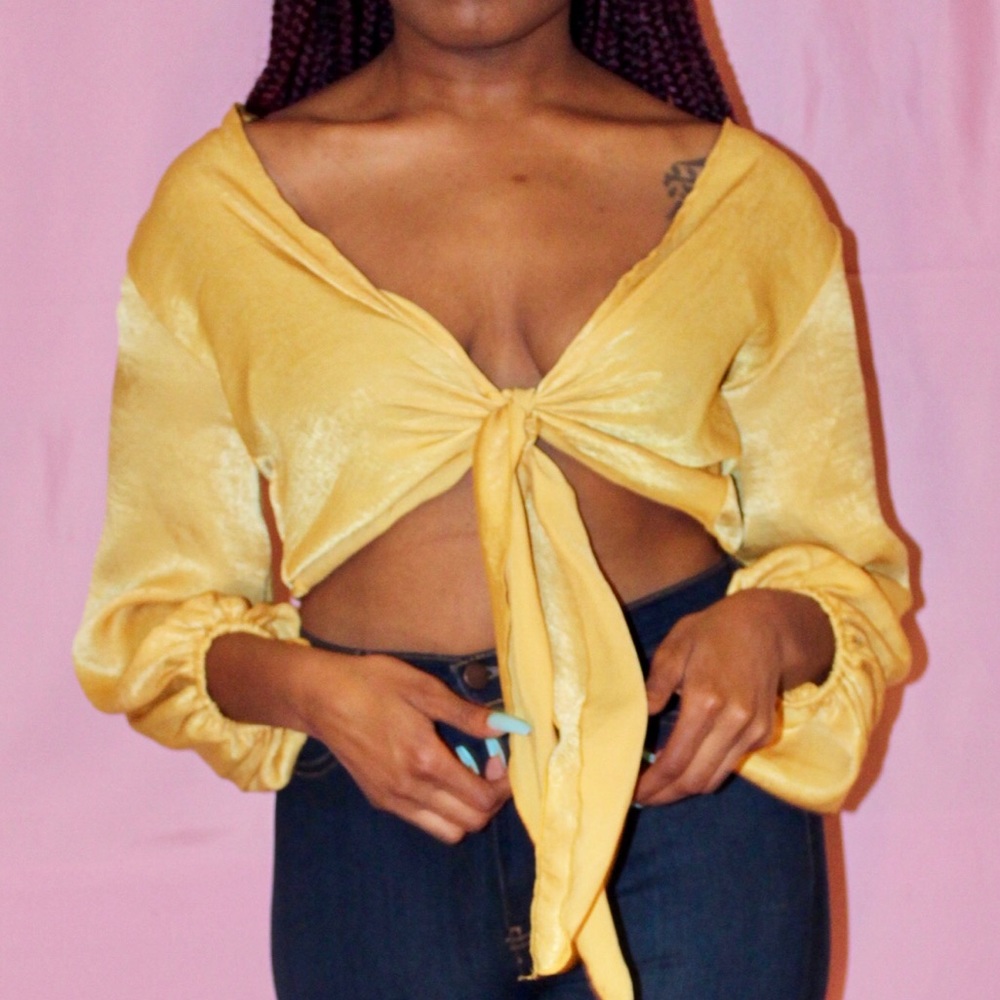 Blouse - Picture 2 of 2